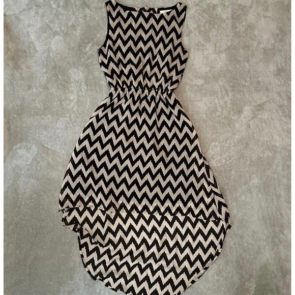 Liberty Love Midi Dress Size S Black Beige Chevron High Low Sleeveless Summer - Picture 4 of 11